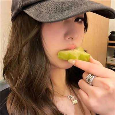 小奸小恶 海报